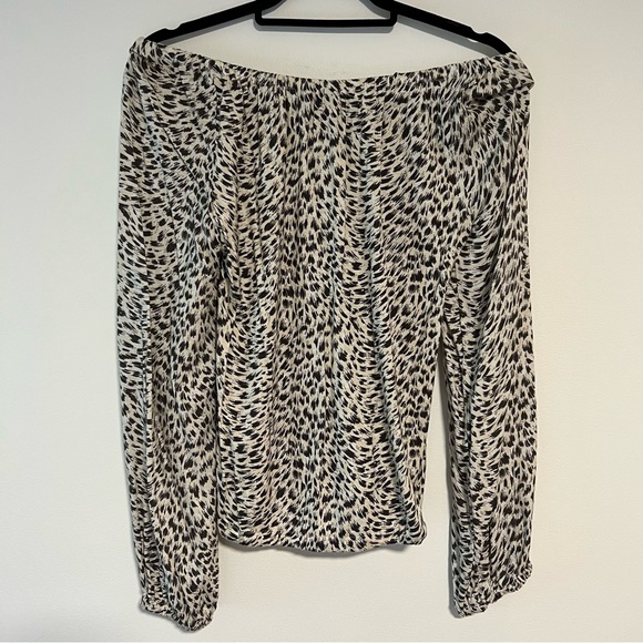 Anthropologie Cascais Leopard Print Long Sleeve Off The Shoulder Top - Picture 4 of 5